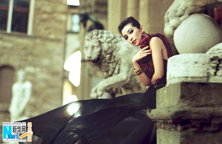 L&yacute; Băng Băng